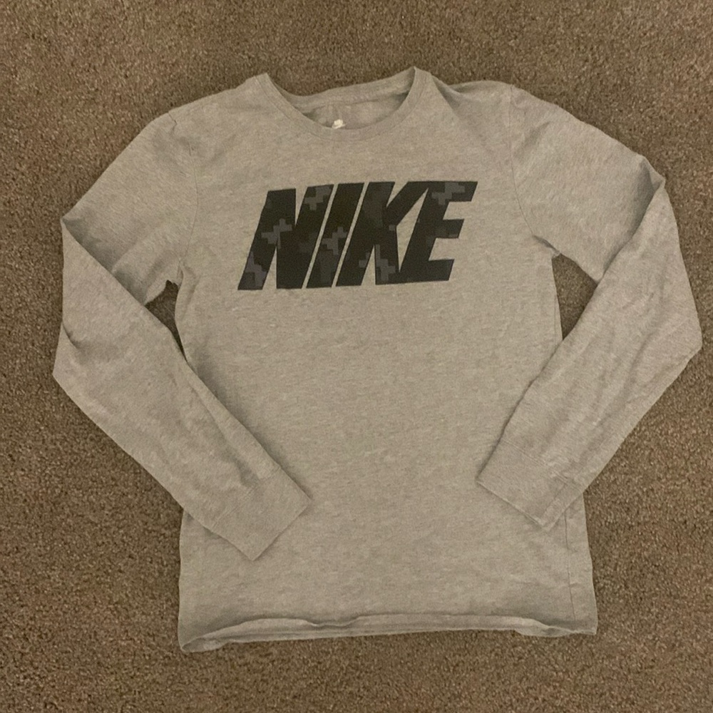 Nike Long Sleeve T Shirt